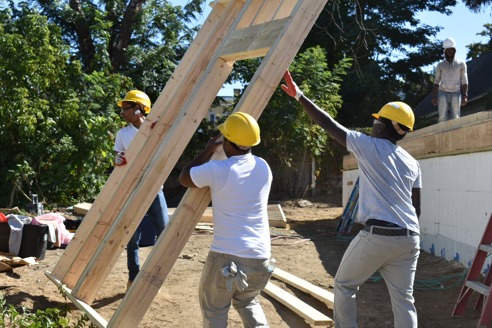 YOUTHBUILD ANNOUNCES PARTNERSHIP WITH SAINTGOBAIN AND CAPITAL REGION